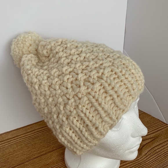 Crochet hat - Picture 2 of 3